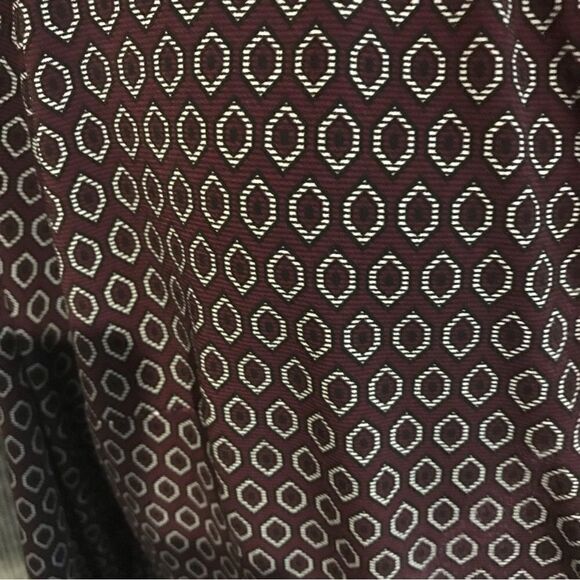 Ann Taylor Factory Dress Women’s Size Large Burgundy 3/4 Sleeve V-Neck - Picture 7 of 8